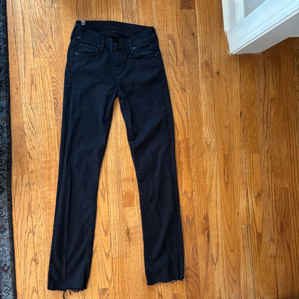 black straight leg skinny citizen of humanity jeans. Size women’s 25